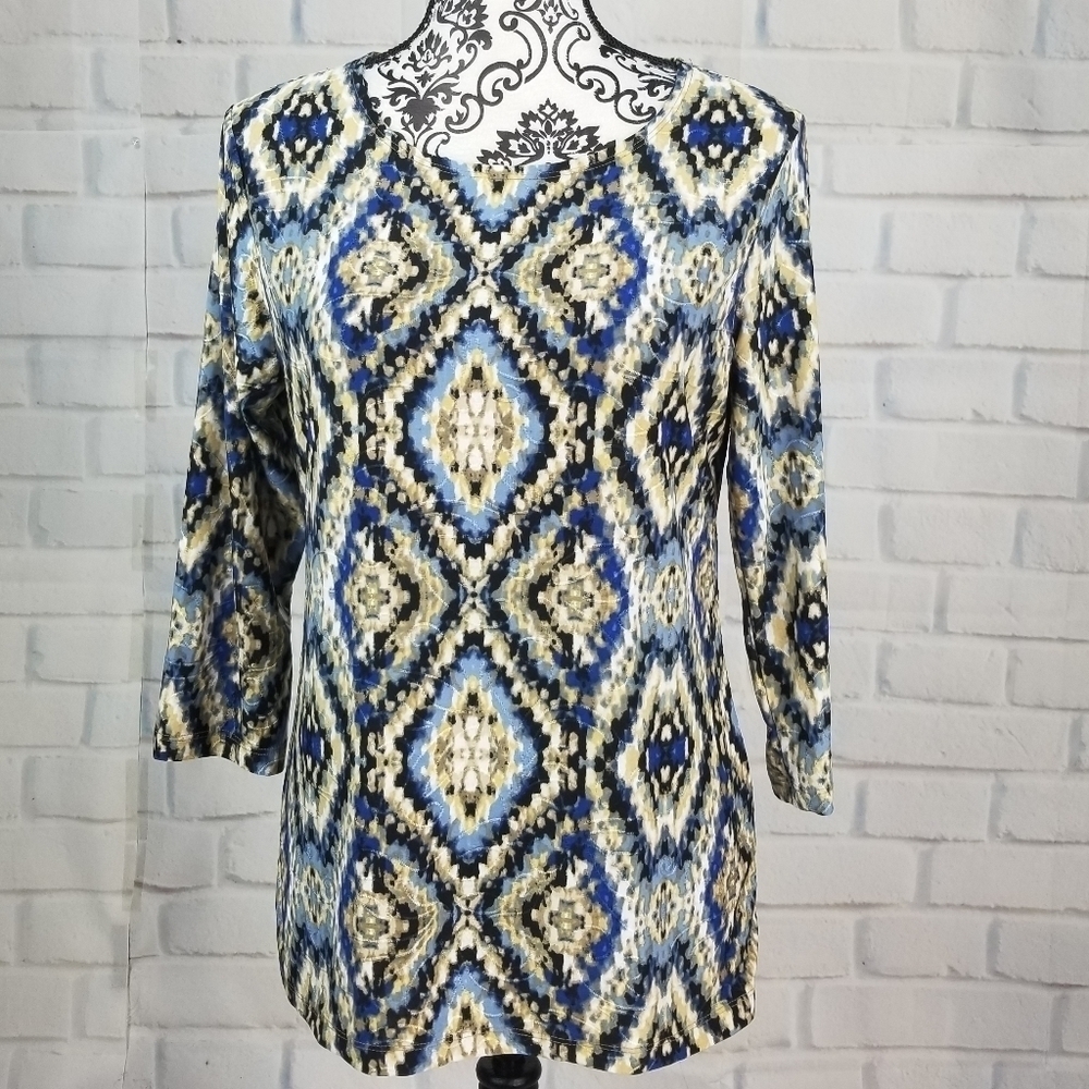 J M Collection geo print long sleeve size m top